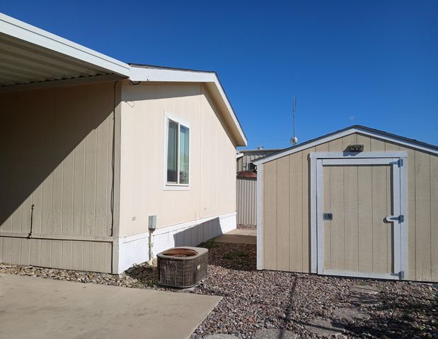 314 N Albert 42, Exeter, CA 93221