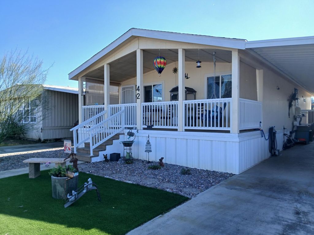 314 N Albert 42, Exeter, CA 93221