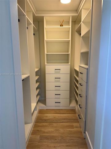 8320 SW 161st St, Palmetto Bay, FL 33157