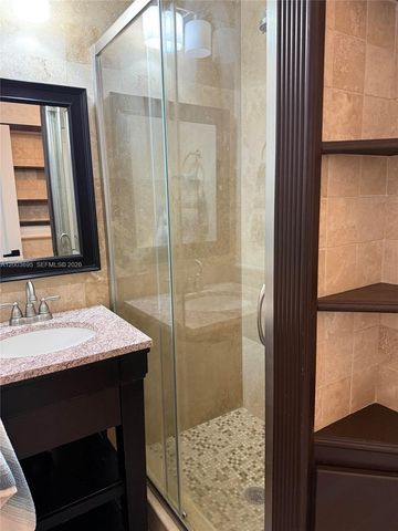 8320 SW 161st St, Palmetto Bay, FL 33157