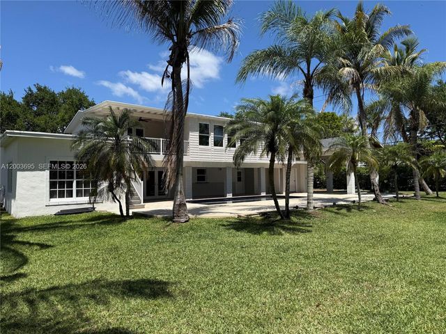 8320 SW 161st St, Palmetto Bay, FL 33157