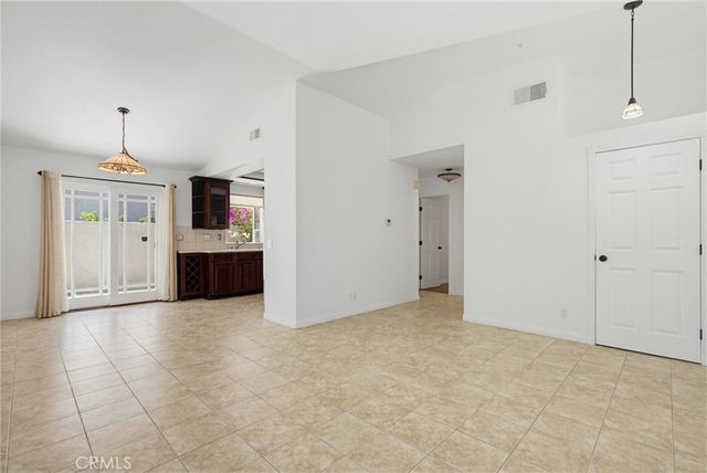6818 Poppyview Drive, Oak Park, CA 91377