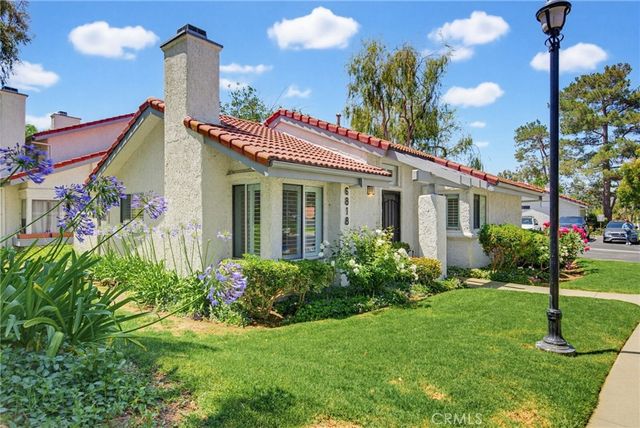 6818 Poppyview Drive, Oak Park, CA 91377