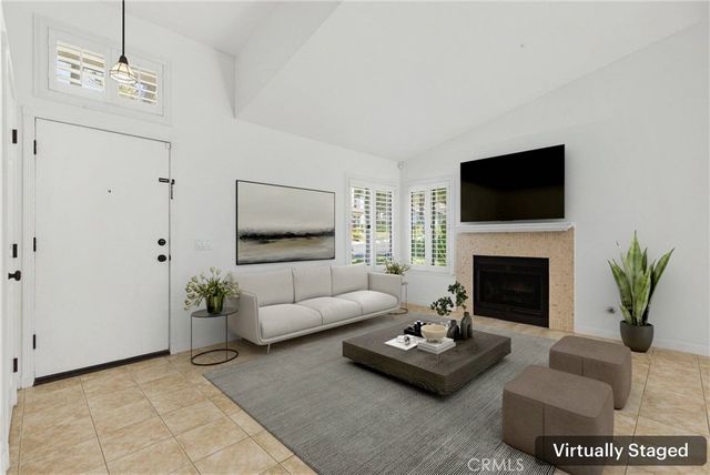 6818 Poppyview Drive, Oak Park, CA 91377