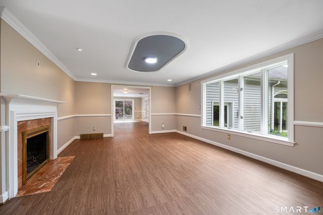 7 Nod Brook Drive, Simsbury, CT 06070