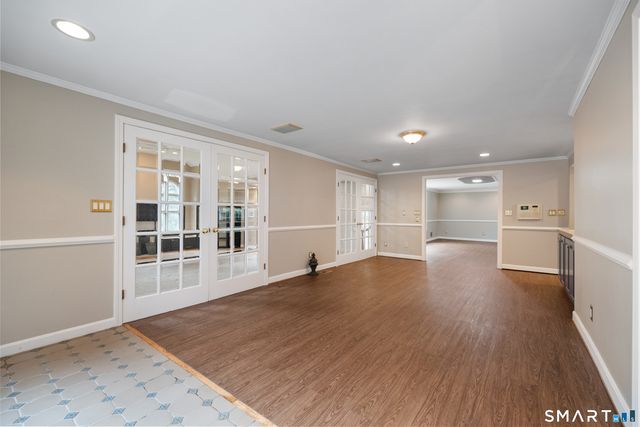 7 Nod Brook Drive, Simsbury, CT 06070