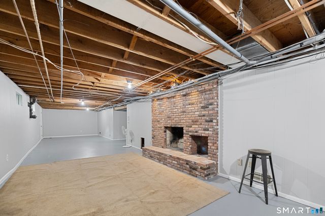 7 Nod Brook Drive, Simsbury, CT 06070