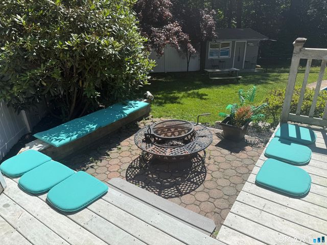 7 Nod Brook Drive, Simsbury, CT 06070