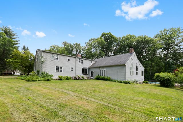 7 Nod Brook Drive, Simsbury, CT 06070