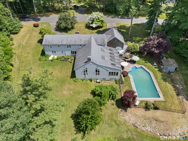 7 Nod Brook Drive, Simsbury, CT 06070