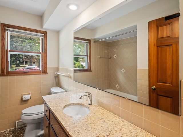 6573 Berkshire Lane N, Maple Grove, MN 55311