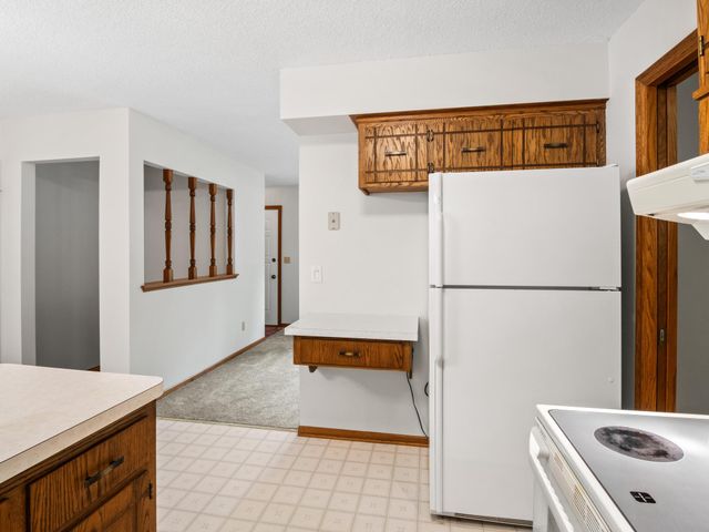 6573 Berkshire Lane N, Maple Grove, MN 55311