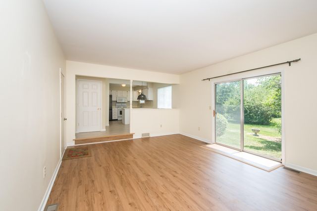 6595 Sauk Trail, Saline, MI 48176