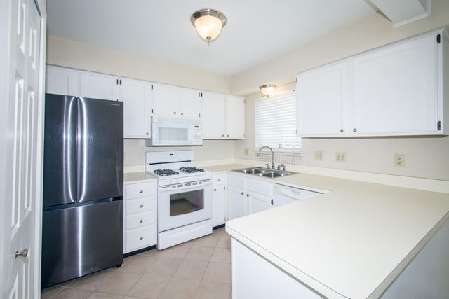 6595 Sauk Trail, Saline, MI 48176