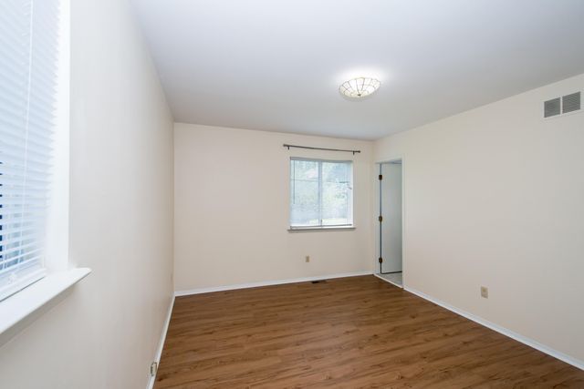 6595 Sauk Trail, Saline, MI 48176