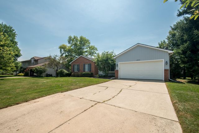 6595 Sauk Trail, Saline, MI 48176