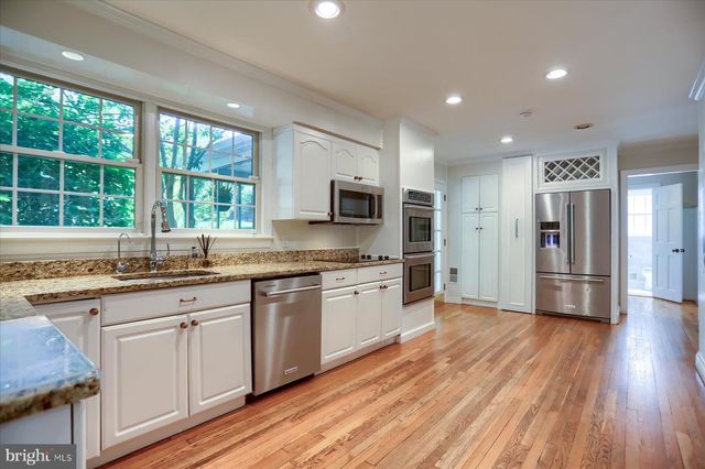 11 HICKORY MEADOW RD, Cockeysville, MD 21030