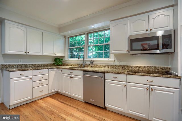 11 HICKORY MEADOW RD, Cockeysville, MD 21030