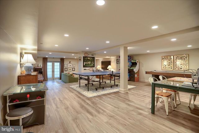 11 HICKORY MEADOW RD, Cockeysville, MD 21030