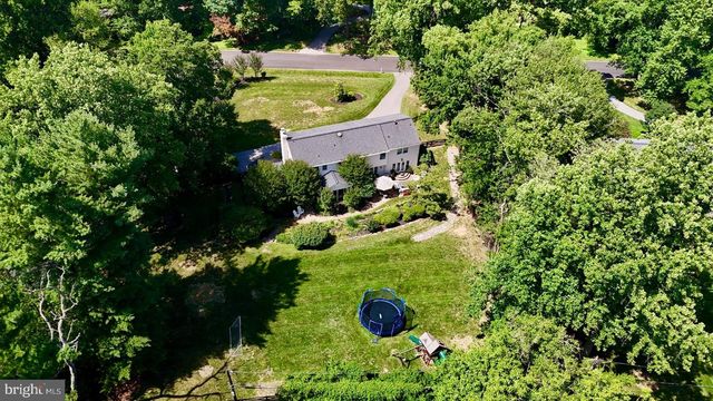 11 HICKORY MEADOW RD, Cockeysville, MD 21030
