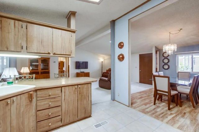 525 W El Norte Parkway 10, Escondido, CA 92026