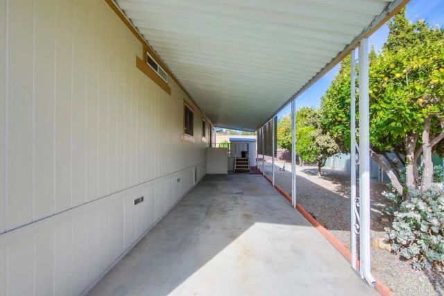 525 W El Norte Parkway 10, Escondido, CA 92026