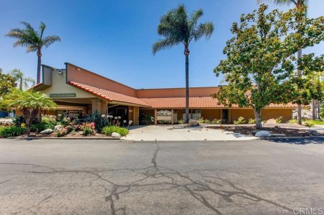 525 W El Norte Parkway 10, Escondido, CA 92026