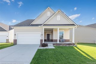 8126 Carston Lane, Green Oak Township, MI 48116
