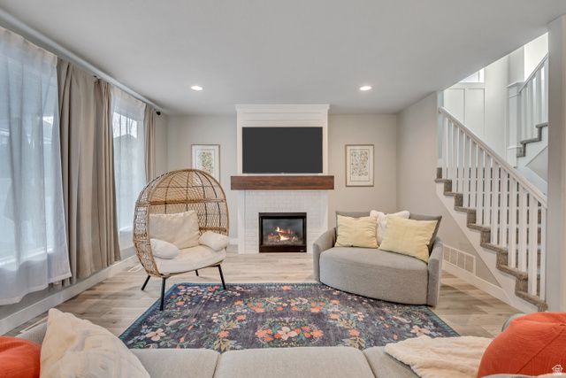 2479 S HONEYSUCKLE DR, Saratoga Springs, UT 84045