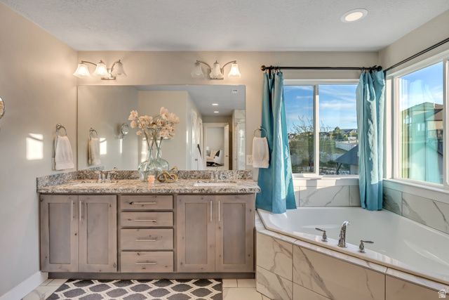 2479 S HONEYSUCKLE DR, Saratoga Springs, UT 84045