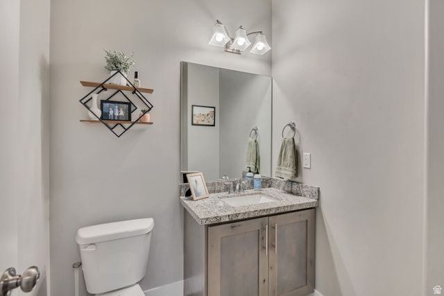2479 S HONEYSUCKLE DR, Saratoga Springs, UT 84045
