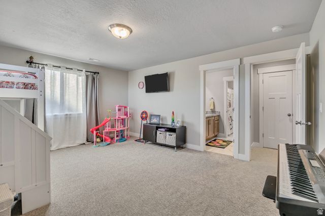2479 S HONEYSUCKLE DR, Saratoga Springs, UT 84045