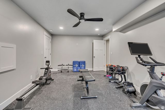 2479 S HONEYSUCKLE DR, Saratoga Springs, UT 84045
