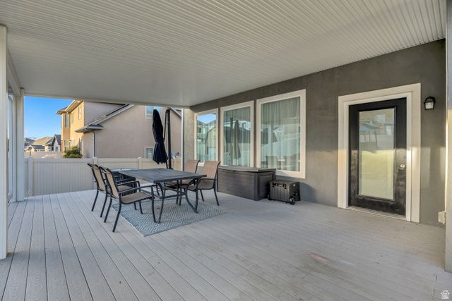 2479 S HONEYSUCKLE DR, Saratoga Springs, UT 84045