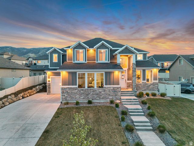 2479 S HONEYSUCKLE DR, Saratoga Springs, UT 84045