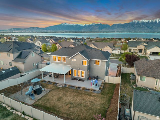2479 S HONEYSUCKLE DR, Saratoga Springs, UT 84045