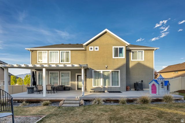 2479 S HONEYSUCKLE DR, Saratoga Springs, UT 84045