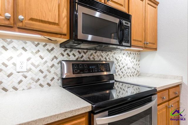 310 Woods Edge Way, Warner Robins, GA 31088