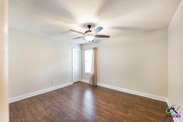 310 Woods Edge Way, Warner Robins, GA 31088