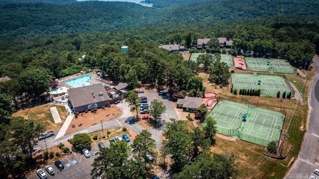 315 Mountain Ranch Dr., Fairfield Bay, AR 72088