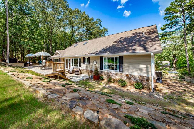 315 Mountain Ranch Dr., Fairfield Bay, AR 72088