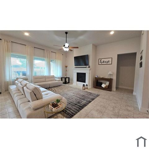 3512 Chacon Creek Trail, Celina, TX 75078