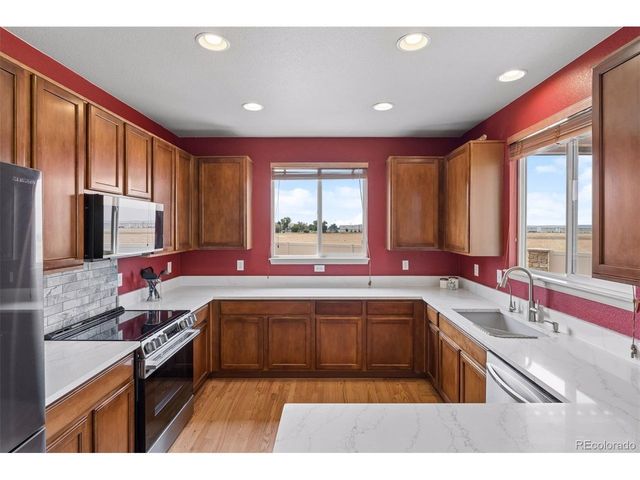11095 River Oaks Ln, Henderson, CO 80640