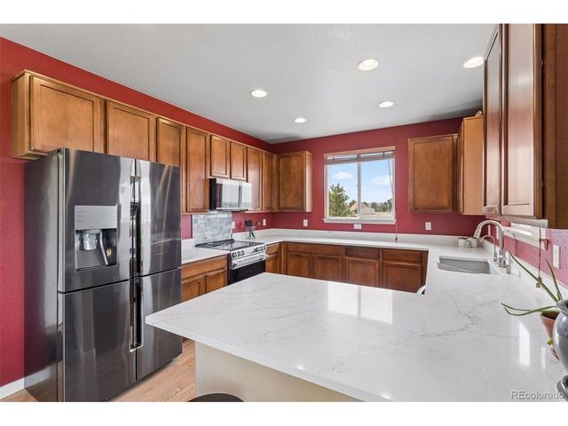 11095 River Oaks Ln, Henderson, CO 80640