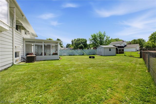 3656 High Meadow Drive, Canfield, OH 44406