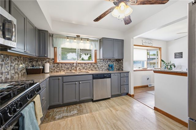 3656 High Meadow Drive, Canfield, OH 44406