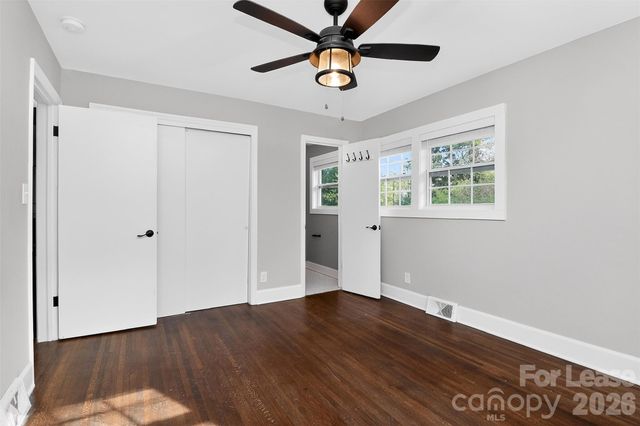 3801 Sudbury Road, Charlotte, NC 28205