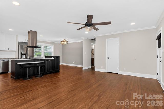 3801 Sudbury Road, Charlotte, NC 28205