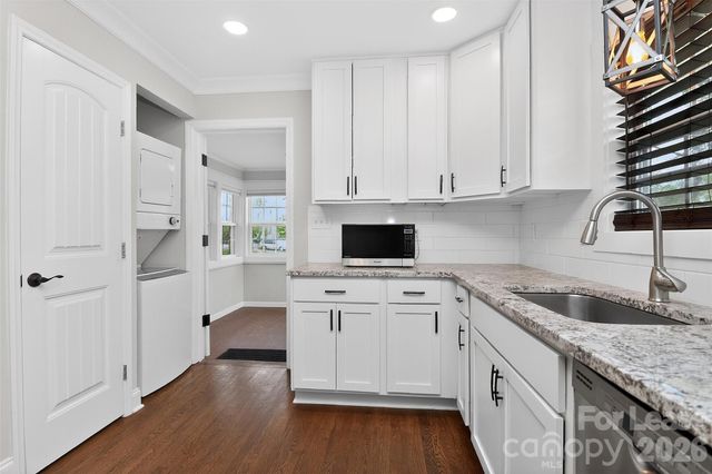 3801 Sudbury Road, Charlotte, NC 28205