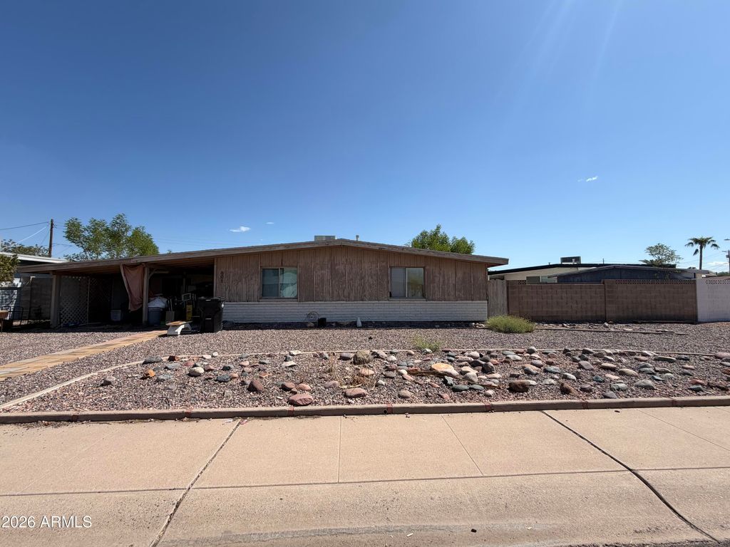 Image 1 of property listing at 801 N 78TH Street, Scottsdale, AZ 85257